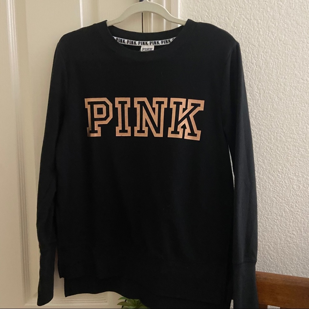 pink sweater